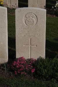 Coxyde Military Cemetery - Johnson, Clifford Charles