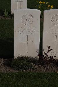 Coxyde Military Cemetery - Johnstone, J