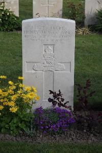 Coxyde Military Cemetery - Jones, Henry Albert