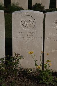 Coxyde Military Cemetery - Judge, L