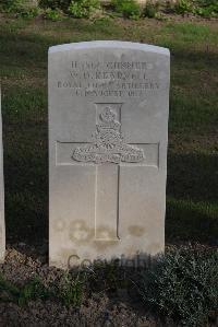 Coxyde Military Cemetery - Kearvell, W D