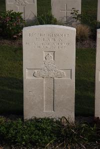 Coxyde Military Cemetery - Ladkin, Harry