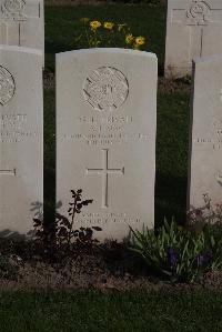 Coxyde Military Cemetery - Laing, Alexander