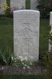 Coxyde Military Cemetery - Lambe, James Patrick