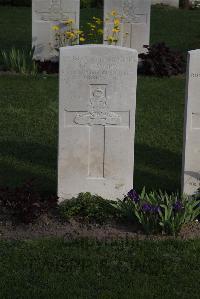 Coxyde Military Cemetery - Langrish, A C