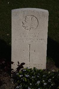 Coxyde Military Cemetery - Lapeyre, George