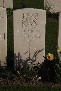 Coxyde Military Cemetery - Lawton, Cecil Herbert