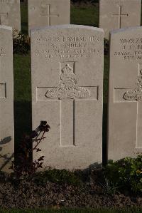 Coxyde Military Cemetery - Lindley, A