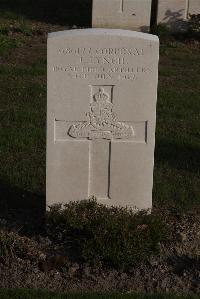 Coxyde Military Cemetery - Lynch, J