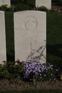 Coxyde Military Cemetery - Madigan, John