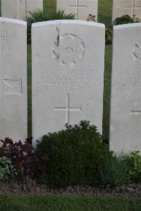 Coxyde Military Cemetery - McKenzie, Roderick