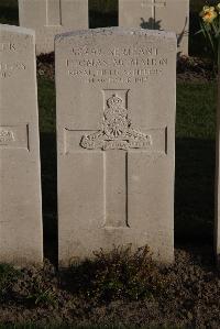 Coxyde Military Cemetery - McMahon, Thomas