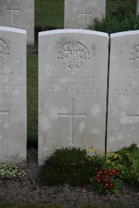 Coxyde Military Cemetery - McMaster, A