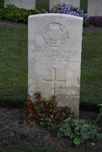 Coxyde Military Cemetery - Menhennet, Albert George