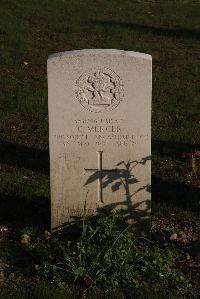 Coxyde Military Cemetery - Mercer, Charles