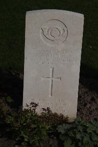 Coxyde Military Cemetery - Miller, Augustus