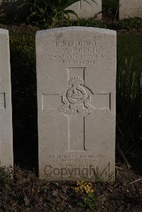 Coxyde Military Cemetery - Murch, James West