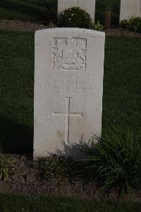 Coxyde Military Cemetery - Murphy, John