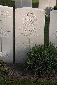 Coxyde Military Cemetery - Neep, G W