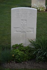 Coxyde Military Cemetery - Nippers, George Henry