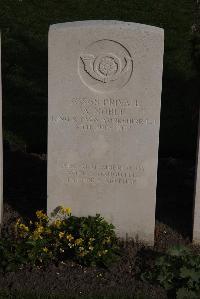 Coxyde Military Cemetery - Noble, Ater