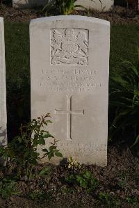 Coxyde Military Cemetery - Overton, Alfred Arnold