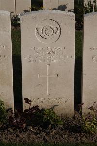 Coxyde Military Cemetery - Parnell, John William