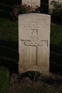 Coxyde Military Cemetery - Partington, J E