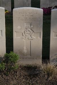 Coxyde Military Cemetery - Payne, Henry