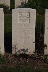 Coxyde Military Cemetery - Perkins, J