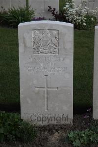 Coxyde Military Cemetery - Pike, Herbert Edward