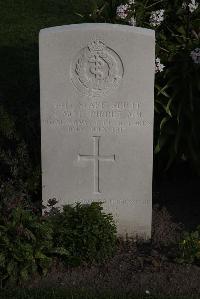 Coxyde Military Cemetery - Pirret, Norman McLeod