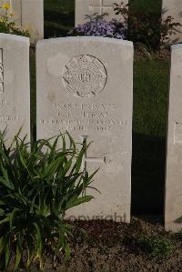 Coxyde Military Cemetery - Pitman, Charles Cecil