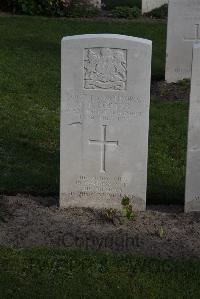 Coxyde Military Cemetery - Porter, John Thomas