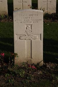 Coxyde Military Cemetery - Quinn, J