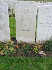 Coxyde Military Cemetery - Rathbone, S