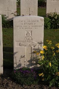 Coxyde Military Cemetery - Reaney, G