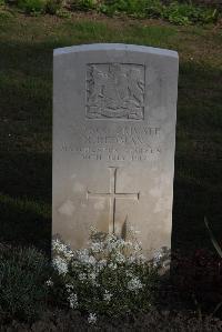 Coxyde Military Cemetery - Redman, R