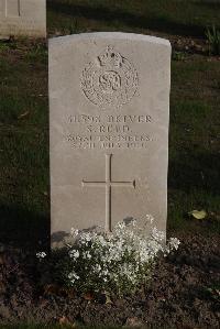 Coxyde Military Cemetery - Reed, S