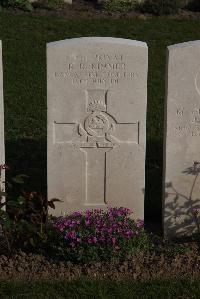 Coxyde Military Cemetery - Rimmer, Richard Robert