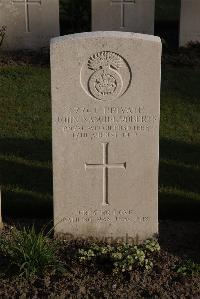 Coxyde Military Cemetery - Roberts, John Samuel