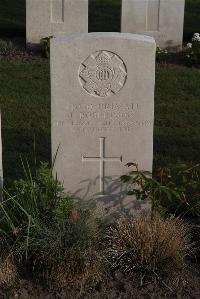 Coxyde Military Cemetery - Robertson, John