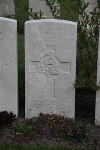 Coxyde Military Cemetery - Routledge, J