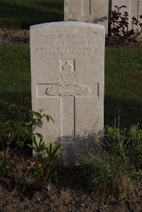 Coxyde Military Cemetery - Russell, Sidney James