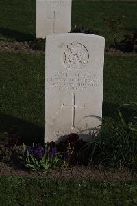 Coxyde Military Cemetery - Sabin, William Arthur