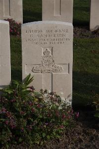 Coxyde Military Cemetery - Sanderson, G