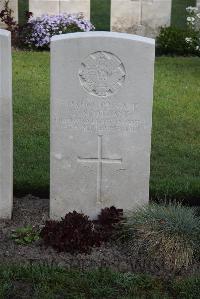 Coxyde Military Cemetery - Scotland, G