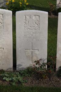 Coxyde Military Cemetery - Scott, Herbert Stanley