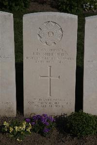 Coxyde Military Cemetery - Shepherd, J D