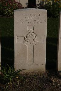 Coxyde Military Cemetery - Slidders, John